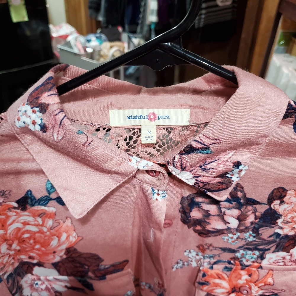 Long sleeve button up - Picture 3 of 3